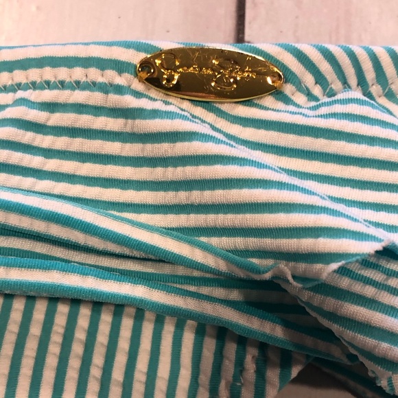 Jessica Simpson 'Seersucker' Ruffle Bikini. - Picture 8 of 12